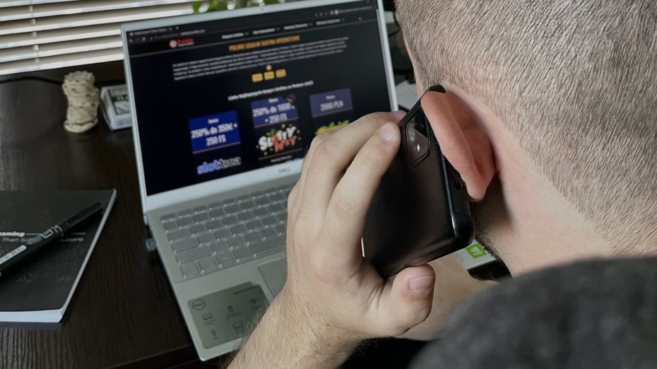 {113} Milan Rabszski: Umawia się na stworzenie projektu przez telefon.
