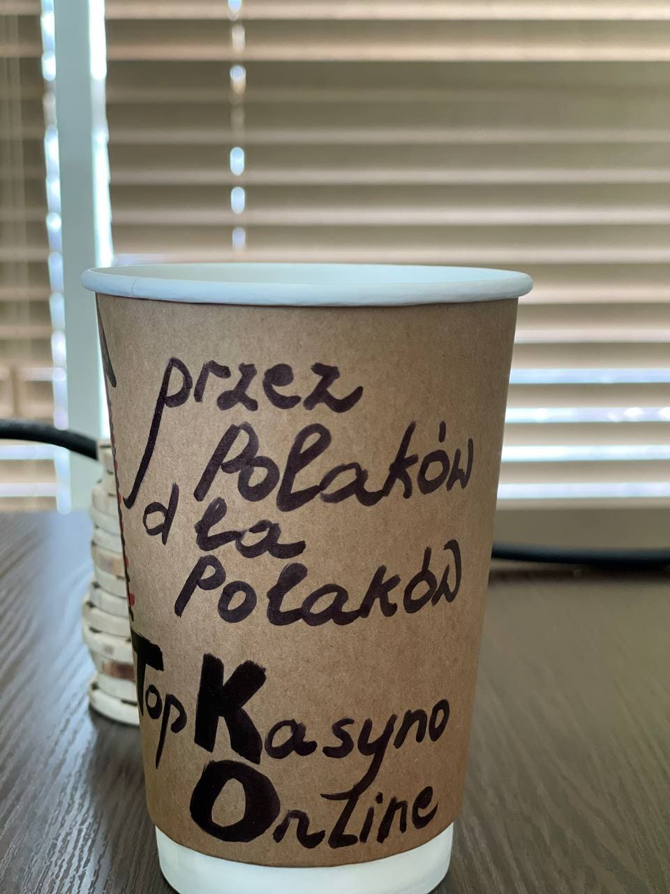 {163} bezpieczna, ale także te firmy, którym nie należy ufać, a nawet te, które